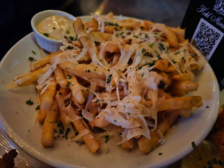 The Carousel Bar & Lounge signature dishes Oysters Rockefeller
White Truffle Fries
Cuban Sammy